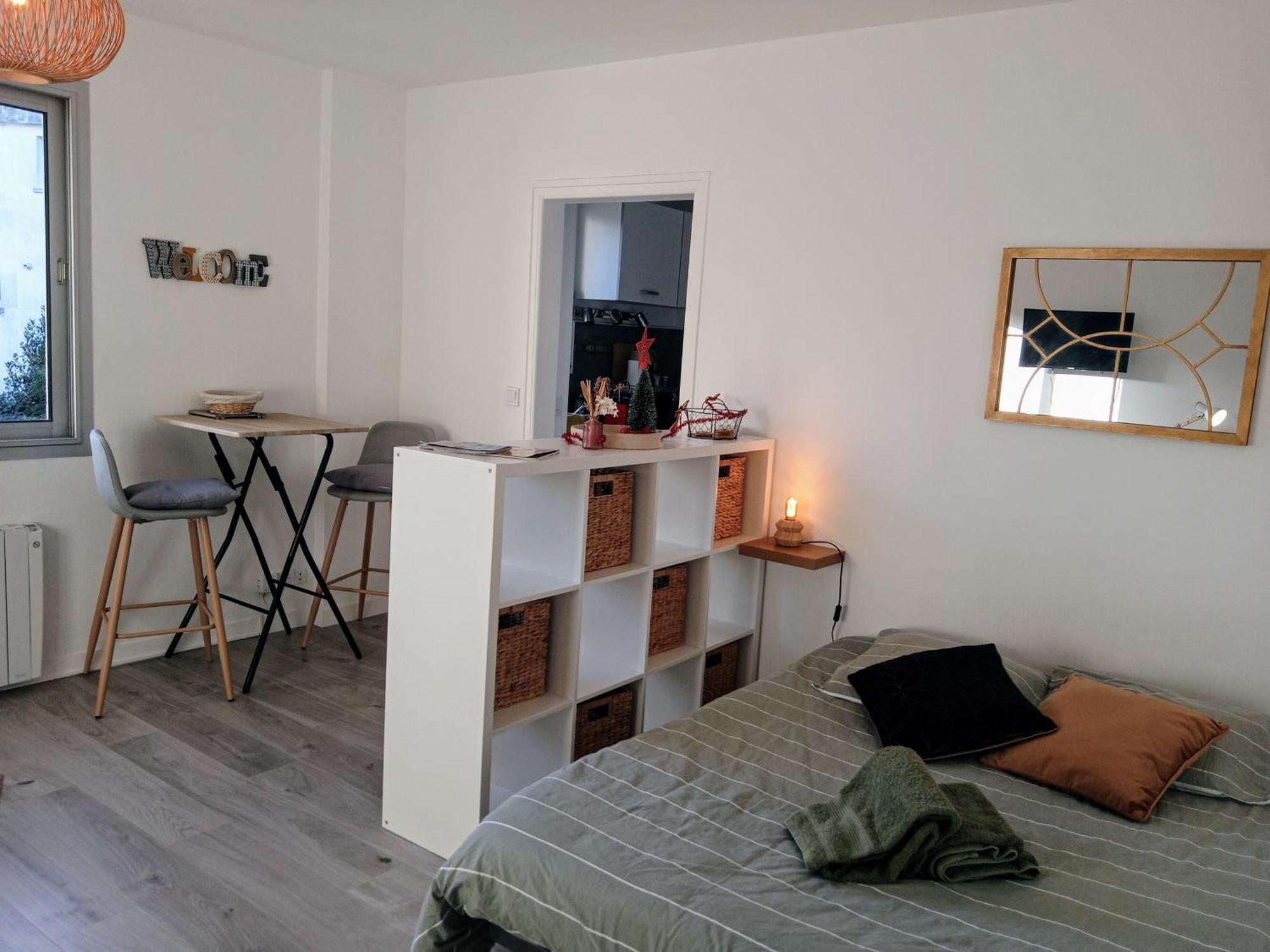 L'Urban Centre Ville Linge Cafe The Inclus 반느 외부 사진
